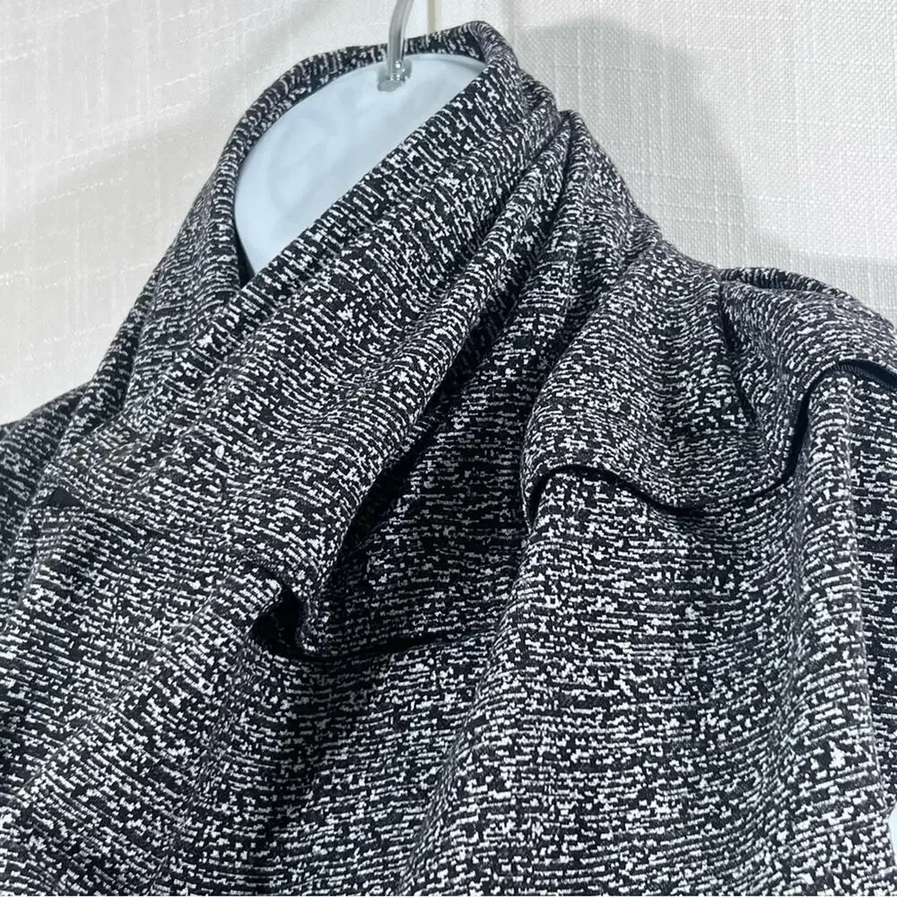 Lululemon Athletica Vinyasa Convertible Scarf Black White Grey O/S
